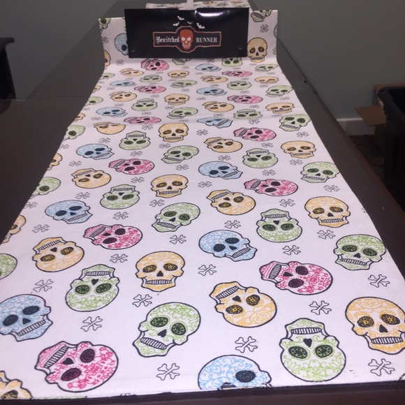 Table runner, new - Picture 2 of 7